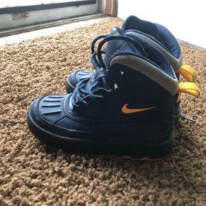 Boys Nike Boots